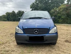 Blau Gebraucht 2004 Mercedes Vito Marco Polo Van / Kleinbus | 7.500 €