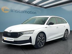 Weiß Gebraucht 2025 Skoda Octavia Kombi | 33.399 € (Teuer)