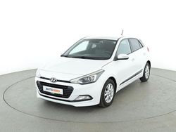 Weiß Gebraucht 2016 Hyundai i20 Passion Limousine | 9.840 € (Fairer Preis)