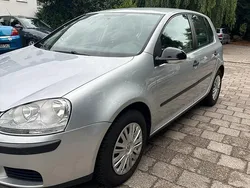 Silber Gebraucht 2007 VW Golf V Limousine | 3.000 € (Fairer Preis)