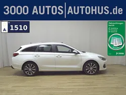 Weiss Gebraucht 2019 Hyundai i30 Select Kombi | 11.980 € (Guter Preis)
