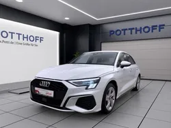Weiss Gebraucht 2024 Audi A3 S-Line | 33.750 € (Fairer Preis)