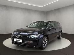 Grenadillschwarz metallic Neu 2026 VW Passat Kombi | 43.170 € (Superpreis)