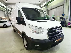 Weiß Gebraucht 2022 Ford Transit Trend Van / Kleinbus | 20.950 € (Guter Preis)