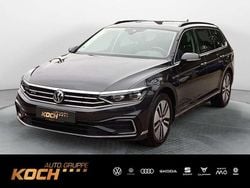 Grau Gebraucht 2020 VW Passat GTE Kombi | 20.460 € (Superpreis)