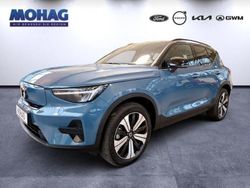 Blau Gebraucht 2022 Volvo XC40 Core SUV | 25.880 € (Guter Preis)