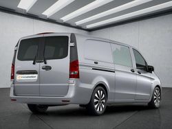 Silber Gebraucht 2021 Mercedes Vito Van / Kleinbus | 33.199 € (Superpreis)