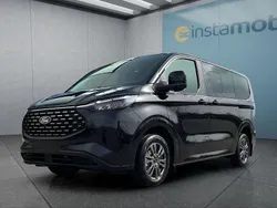 Schwarz Gebraucht 2025 Ford Tourneo Custom Van / Kleinbus | 60.249 €