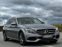 Grau Gebraucht 2015 Mercedes C220 Kombi | 12.000 € (Teuer)