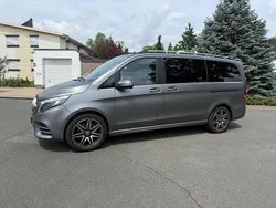Grau Gebraucht 2020 Mercedes V300 AMG Van / Kleinbus | 55.900 € (Teuer)