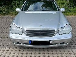 Silber Gebraucht 2004 Mercedes C180 Classic Limousine | 5.000 € (Fairer Preis)