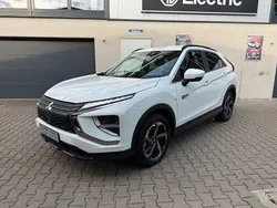 Weiß Gebraucht 2022 Mitsubishi Eclipse Cross Basis SUV | 23.990 € (Fairer Preis)