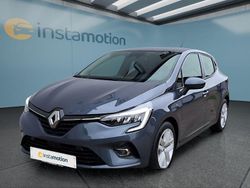 Grau Gebraucht 2021 Renault Clio V Kleinwagen | 14.949 € (Etwas zu teuer)
