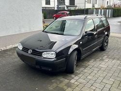 Schwarz Gebraucht 2000 VW Golf IV Kombi | 800 € (Guter Preis)