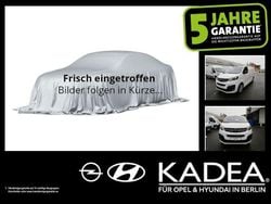 Weiss Gebraucht 2023 Opel Vivaro-e Combi Van | 33.890 €