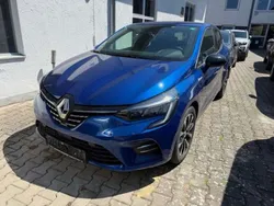 Ironblaumetallic Gebraucht 2022 Renault Clio V Techno Kleinwagen | 15.500 € (Fairer Preis)