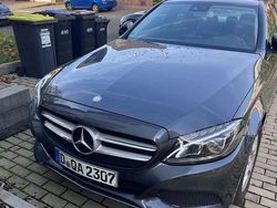 Grau Gebraucht 2015 Mercedes C180 Avantgarde Limousine | 19.500 € (Fairer Preis)