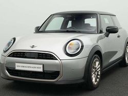 Grau Gebraucht 2024 Mini Cooper Favoured Kleinwagen | 25.898 € (Guter Preis)