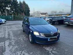 Blau Gebraucht 2017 Skoda Octavia Kombi | 8.990 € (Guter Preis)