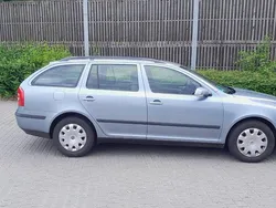 Grau Gebraucht 2006 Skoda Octavia Kombi | 2.500 € (Fairer Preis)