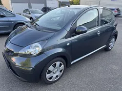 Dark grey Gebraucht 2008 Toyota Aygo Cool Kleinwagen | 3.200 € (Teuer)