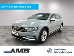 Grau Gebraucht 2023 VW Passat Alltrack Kombi | 30.880 € (Superpreis)