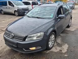 Grau Gebraucht 2011 VW Passat Kombi | 3.900 € (Guter Preis)