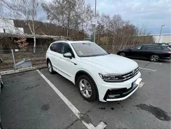 Weiß Gebraucht 2020 VW Tiguan Allspace R-line SUV | 32.000 € (Guter Preis)