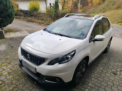 Weiß Gebraucht 2017 Peugeot 2008 SUV | 8.400 € (Guter Preis)