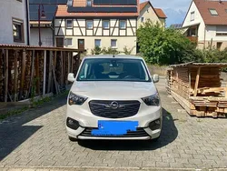 Grau Gebraucht 2019 Opel Combo Life Innovation Van / Kleinbus | 13.250 € (Guter Preis)