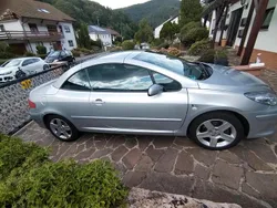 Silber Gebraucht 2007 Peugeot 307 CC Cabrio | 4.650 €