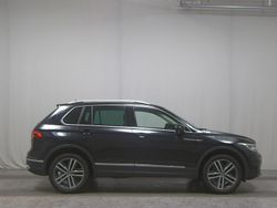Schwarz Gebraucht 2022 VW Tiguan Elegance SUV | 22.980 € (Guter Preis)