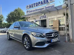Grau Gebraucht 2016 Mercedes C180 Avantgarde Limousine | 18.400 € (Fairer Preis)