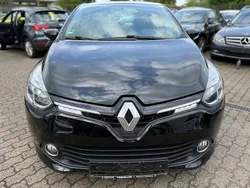 Schwarz Gebraucht 2015 Renault Clio IV Dynamique Limousine | 3.999 € (Guter Preis)