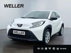 Schneeweiß Neu 2025 Toyota Aygo Play Kleinwagen | 19.270 €