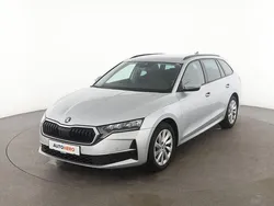 Grau Gebraucht 2024 Skoda Octavia Selection Kombi | 26.430 € (Guter Preis)