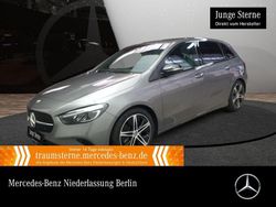 Grau Gebraucht 2024 Mercedes B200 Progressive Van / Kleinbus | 29.990 € (Guter Preis)