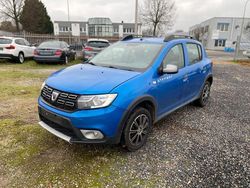 Blau Gebraucht 2019 Dacia Sandero Essentiel Kleinwagen | 4.999 € (Guter Preis)