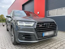 Grau Gebraucht 2018 Audi SQ7 S-Line SUV | 46.900 € (Teuer)