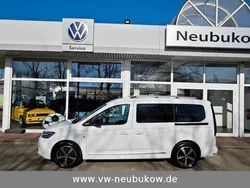 Weiß Gebraucht 2022 VW Caddy Maxi Style Van / Kleinbus | 21.880 € (Guter Preis)