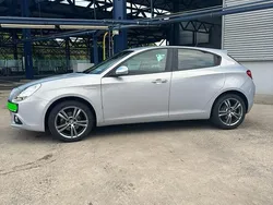 Silber Gebraucht 2014 Alfa Romeo Giulietta Turismo Kleinwagen | 10.300 € (Fairer Preis)