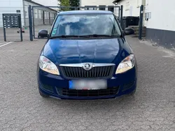 Blau Gebraucht 2014 Skoda Fabia Fresh Kleinwagen | 3.850 € (Guter Preis)