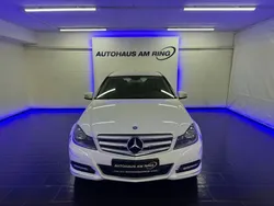 Weiß Gebraucht 2012 Mercedes C180 Avantgarde Limousine | 9.499 € (Fairer Preis)