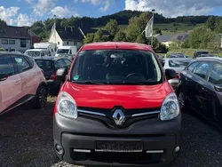 Rot Gebraucht 2015 Renault Kangoo Expression Van / Kleinbus | 7.490 € (Etwas zu teuer)