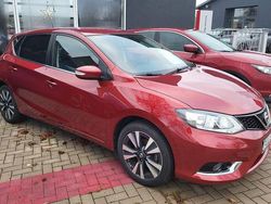 Rot Gebraucht 2017 Nissan Pulsar N-Connecta Limousine | 8.399 € (Fairer Preis)