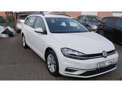 Pure white Gebraucht 2020 VW Golf VIII Comfortline Kombi | 14.490 € (Fairer Preis)