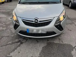 Gebraucht 2015 Opel Zafira Tourer Van / Kleinbus | 4.800 € (Superpreis)