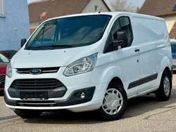 Weiß Gebraucht 2018 Ford Transit Custom Trend Van / Kleinbus | 19.390 € (Superpreis)