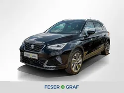 Midnight schwarz metallic Gebraucht 2024 Seat Arona FR SUV | 21.440 € (Fairer Preis)