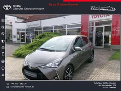 Platinumbronze metallic Gebraucht 2018 Toyota Yaris Hybrid Team Kleinwagen | 14.890 € (Fairer Preis)